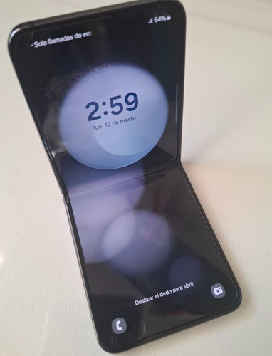 Celular Samsung Galaxy Z Flip 5 (Nuevo con caja abierta)