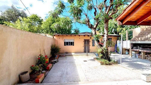 Imagen 9 de 10 de Casa En 31 E 490 Y 491 Precio Imbatible - M. Gonnet