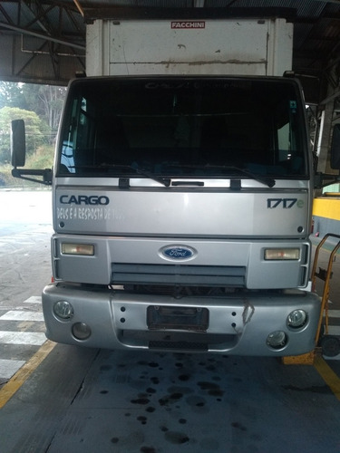 Imagem 1 de 10 de Forg Cargo 1717e