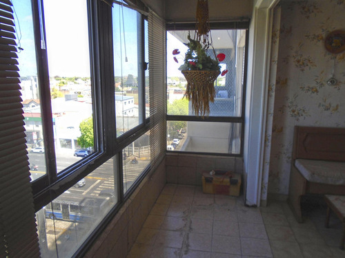 Venta Departamento 4 Ambientes En Martínez
