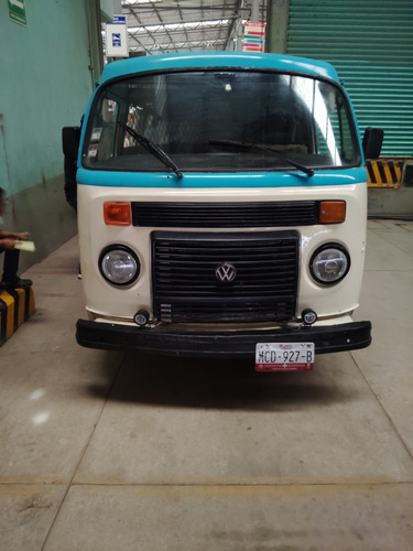 Combi En Buen Estado Recién Ajustada De Motor Y Emplacada