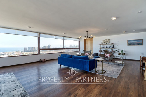 Espectacular Penthouse Con Inmejorable Vista En Ja...