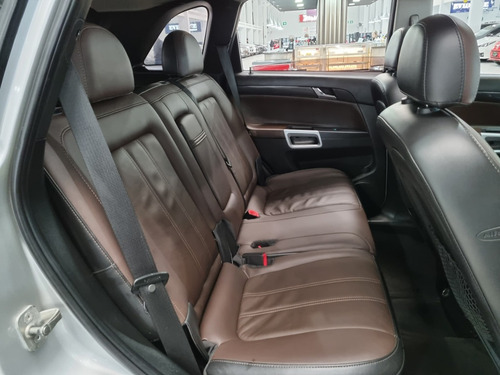 Imagem 9 de 17 de Chevrolet Captiva 2.4 16v Sfi Ecotec Awd 4p Automático
