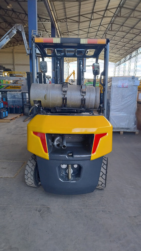 Empilhadeira Liugong 3ton. Glp Torre Triplex De 5 Metros Top