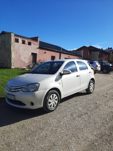 Toyota Etios 1.5 X