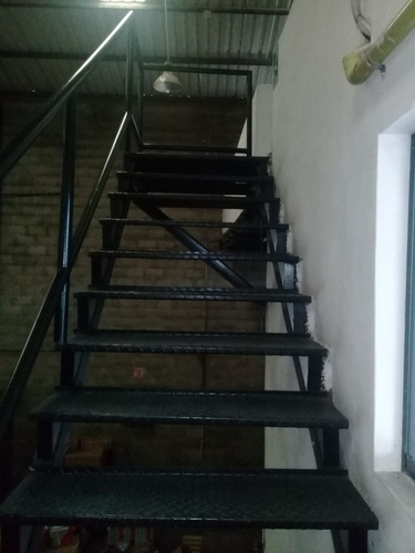 Imagen 4 de 11 de Galpon En Venta 800m2 Codigo 1068570