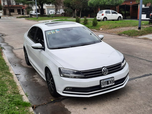 Volkswagen Vento 2.5 Advance Plus 170cv
