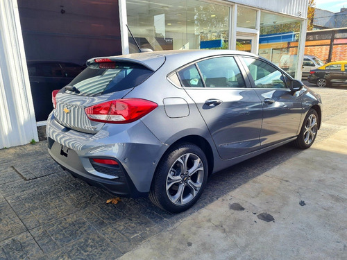 Imagen 2 de 25 de Nuevo Chevrolet Cruze 5 Premier 2023 Automatico 0km Smar1