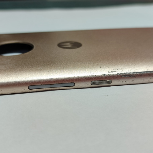 Tapa Trasera Externa Motorola E4 Plus Xt1772 Dorado Lisa (Usado)