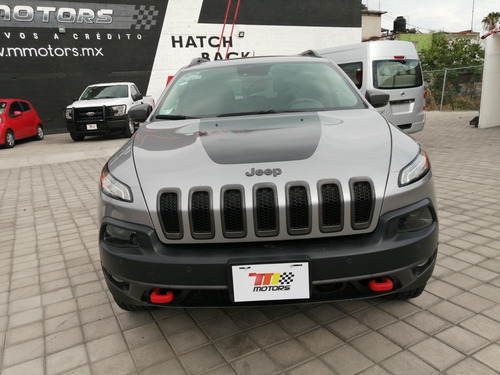 Imagen 3 de 15 de Jeep Cherokee 2015 3.2 Trailhawk Mt