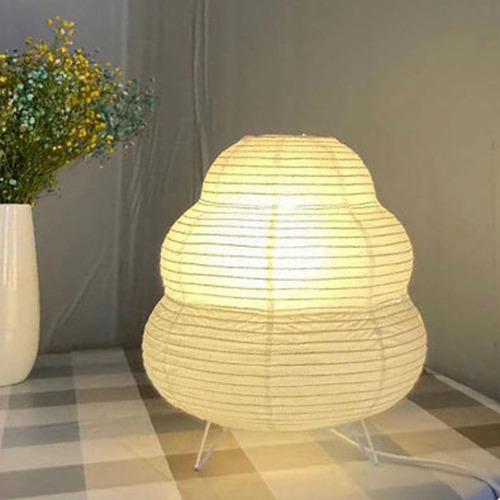 Lámpara De Mesa De Linterna De Papel Junto A La Cama,