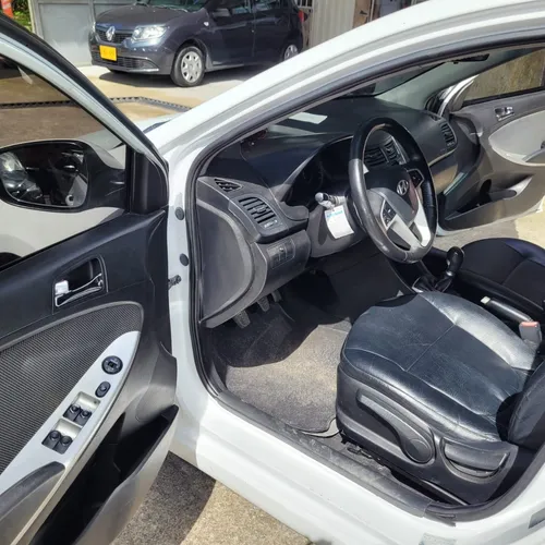Hyundai Accent 1.4l 4 p