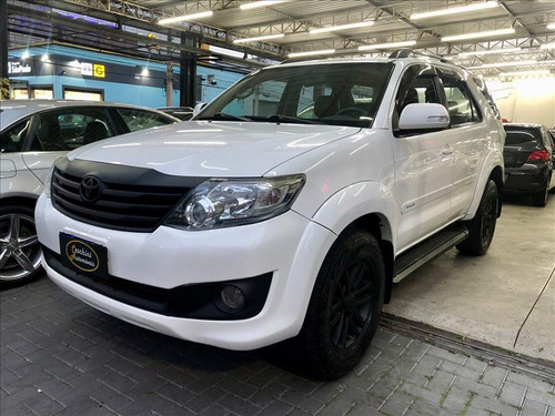 Toyota Hilux SW4 2.7 sr 4x2 16v