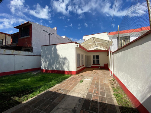 Casa En Venta. Prados De Cuernavaca