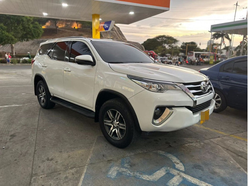 Camioneta Toyota Fortuner 2019