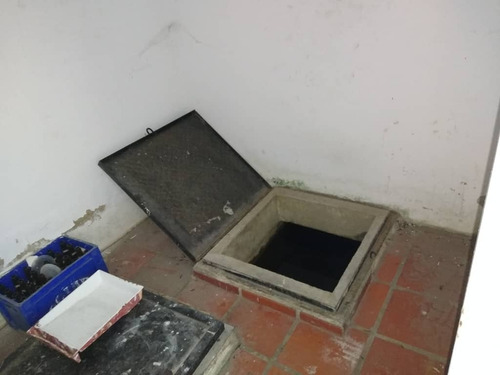 Imagen 19 de 30 de En Venta Casa Quinta Ubicada En Barrio Sucre, Muy Amplia