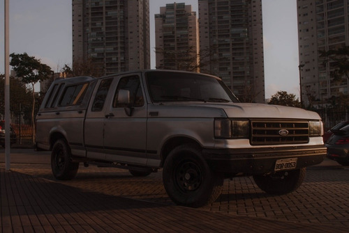 Ford F-1000 Cabine Estendida