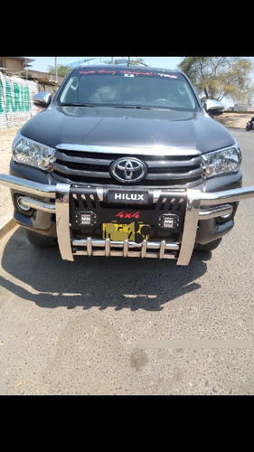 Camioneta Toyota Hulux 4×2