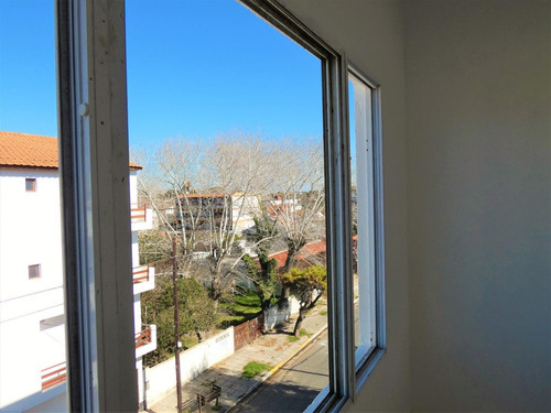 Imagen 19 de 30 de Edificio Yana I Semipisos De 3 Amb Reciclados 1 Cuadral Mar