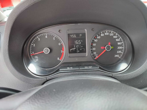 Imagen 5 de 15 de Volkswagen Vento 2018 Confortline Aut A/ac Ba Bluetoht 1.6l