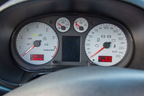 Imagem 8 de 12 de Audi A3 2005 1.8 Turbo Aut. 5p 180 Hp