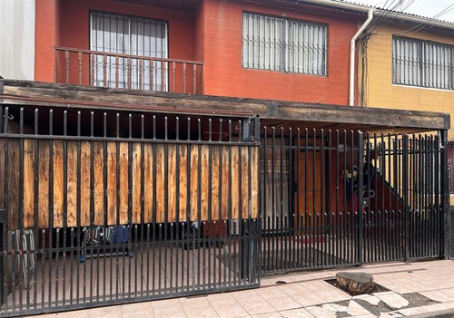 Casa En Venta De 3 Dorm Y 2 Baños En Quilicura