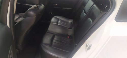 Chevrolet Cruze 1.8 LT 16V SEDAN