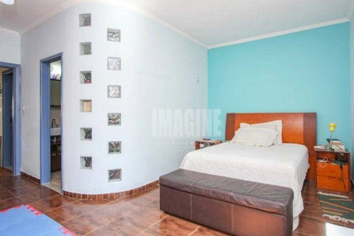 Sobrado No Belém Com 3 Dorms Sendo 1 Suíte, 2 Vagas, 130m² - So0869