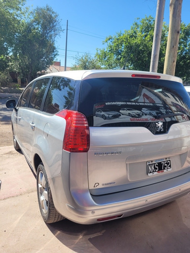 Imagen 4 de 14 de Peugeot 5008 2013 1.6 Allure 156cv