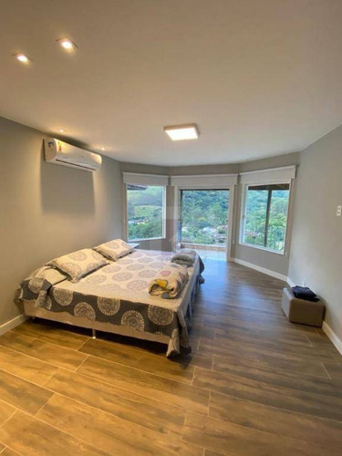 Imagem 26 de 27 de Casa Com 4 Dormitórios À Venda, 252 M² Por R$ 1.680.000,00 - Vargem Grande - Teresópolis/rj - Ca0819