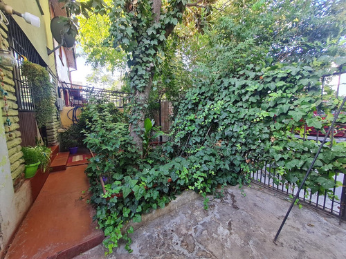 Casa En Conchalí / Excelente Ubicación Y Conectividad