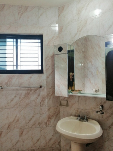 Imagen 7 de 12 de Venta De Bella Y Amplia Casa En El Parral Valencia Foc-790