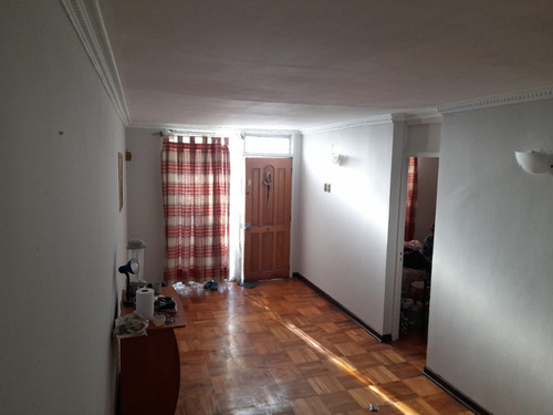 Se Vende Amplia Casa Esquina En Los Cerezos La Cisterna