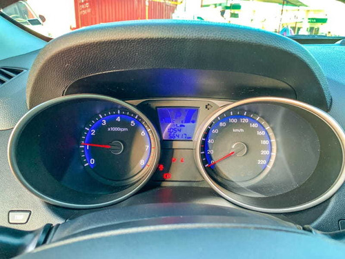 Imagem 13 de 15 de Hyundai Ix35 Gl 2.0 16v 2wd Flex Aut