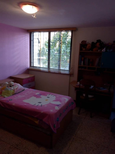 Imagen 8 de 12 de Apartamento En Venta San Roman