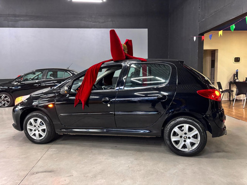 Peugeot 207 XR 1.4 Flex 8V 5p