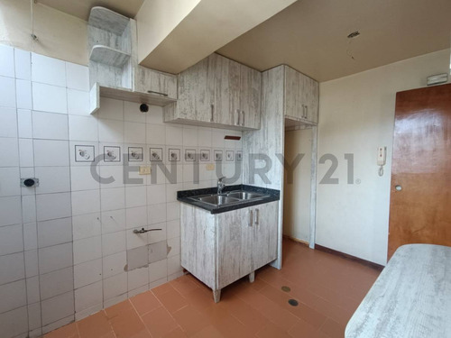 Apartamento En La Candelaria Puente Anauco A Puente República Piso 15