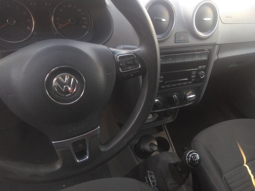 Volkswagen Voyage 1.6 Highline 101cv 2016