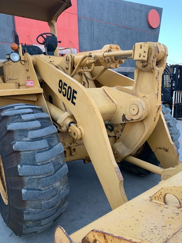 Imagen 4 de 11 de Cargador Frontal / Trascabo Caterpillar 950e 1990