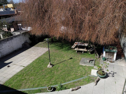 Estupendo Chalet En Inmejorable Ubicación-nuevas Condiciones