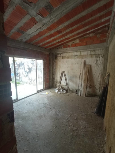 Imagen 2 de 18 de Vendo Casa En El Limón 80% De Construcción Con Financiamiento