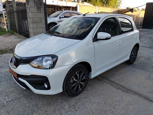 Toyota Etios 1.5 Xls 5p 6mt