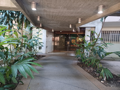 Olga Corina Damiani Apartamento Venta En El Paraiso Mls # 24-19383