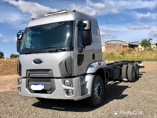Imagem 2 de 11 de Ford Cargo 2429