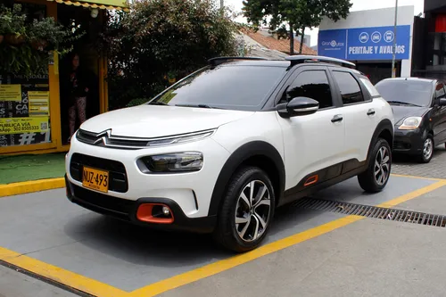 Citroën C4 Cactus 1.6 At