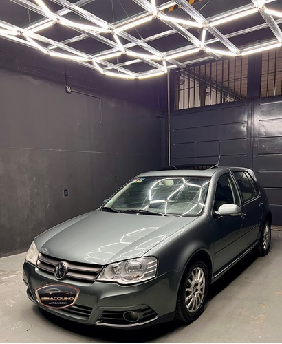 Volkswagen Golf 2.0 Highline