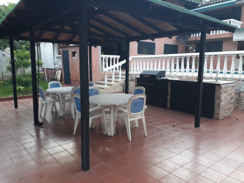 Imagen 9 de 14 de Casa En Venta En Macaracuay. 630m2. Areas Sociales Con Piscina