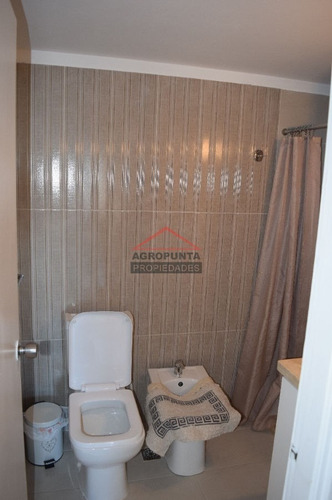 Apartamento En Peninsula, 1 Dormitorios *- Ref: 2846
