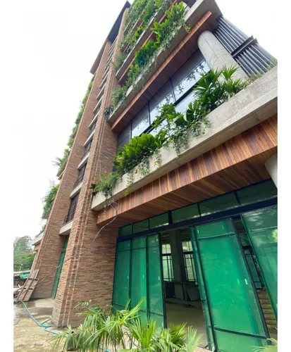 Exclusivo Local Para Estrenar En Las Lomas, El Poblado