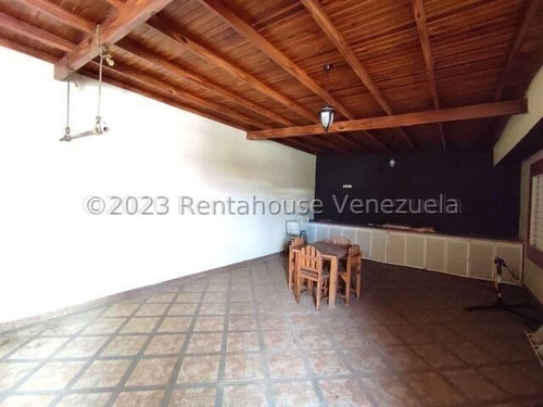 Imagen 20 de 23 de Espectacular Townhouse En Venta Urb. Los Girasoles Maracay 23-19053 Ejc